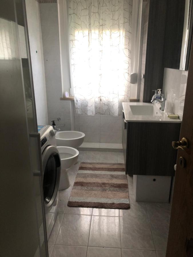 Appartamento Casa di Max - stanza privata con bagno condiviso Bolzano Esterno foto